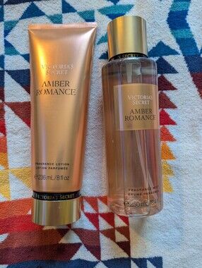 NWT Victoria Secret AMBER ROMANCE Set